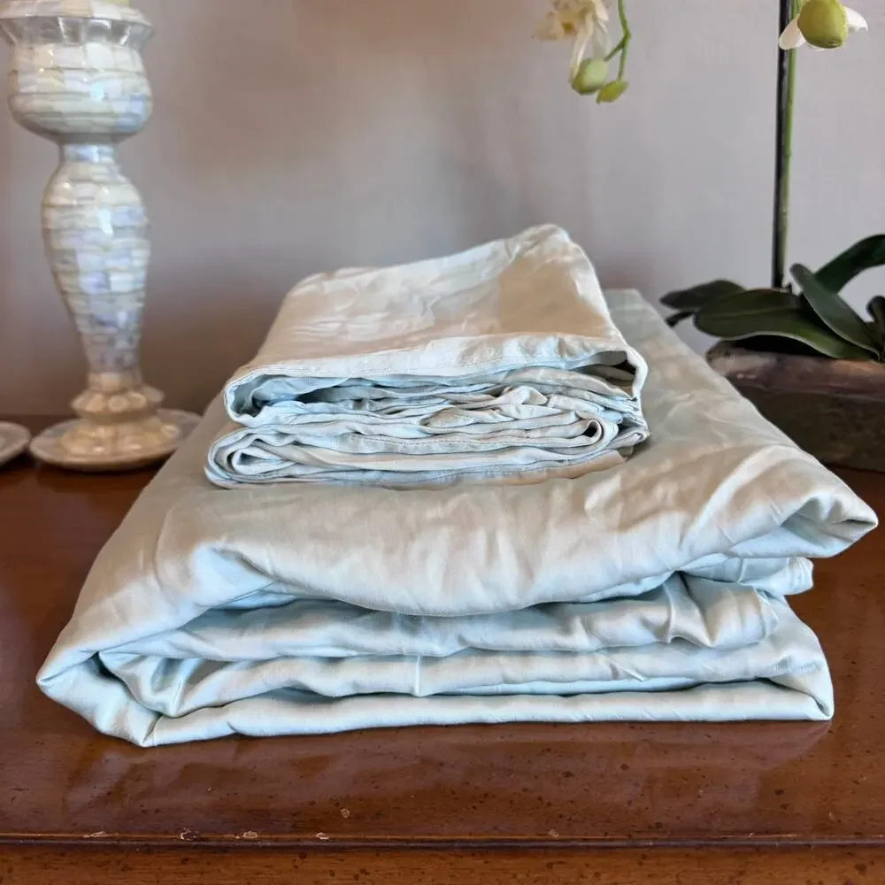 Quince cozy earth